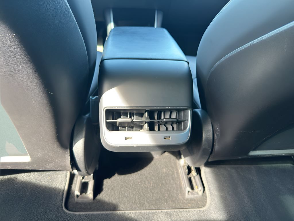 Used 2019 Tesla Model 3 Mid Range RWD image 12