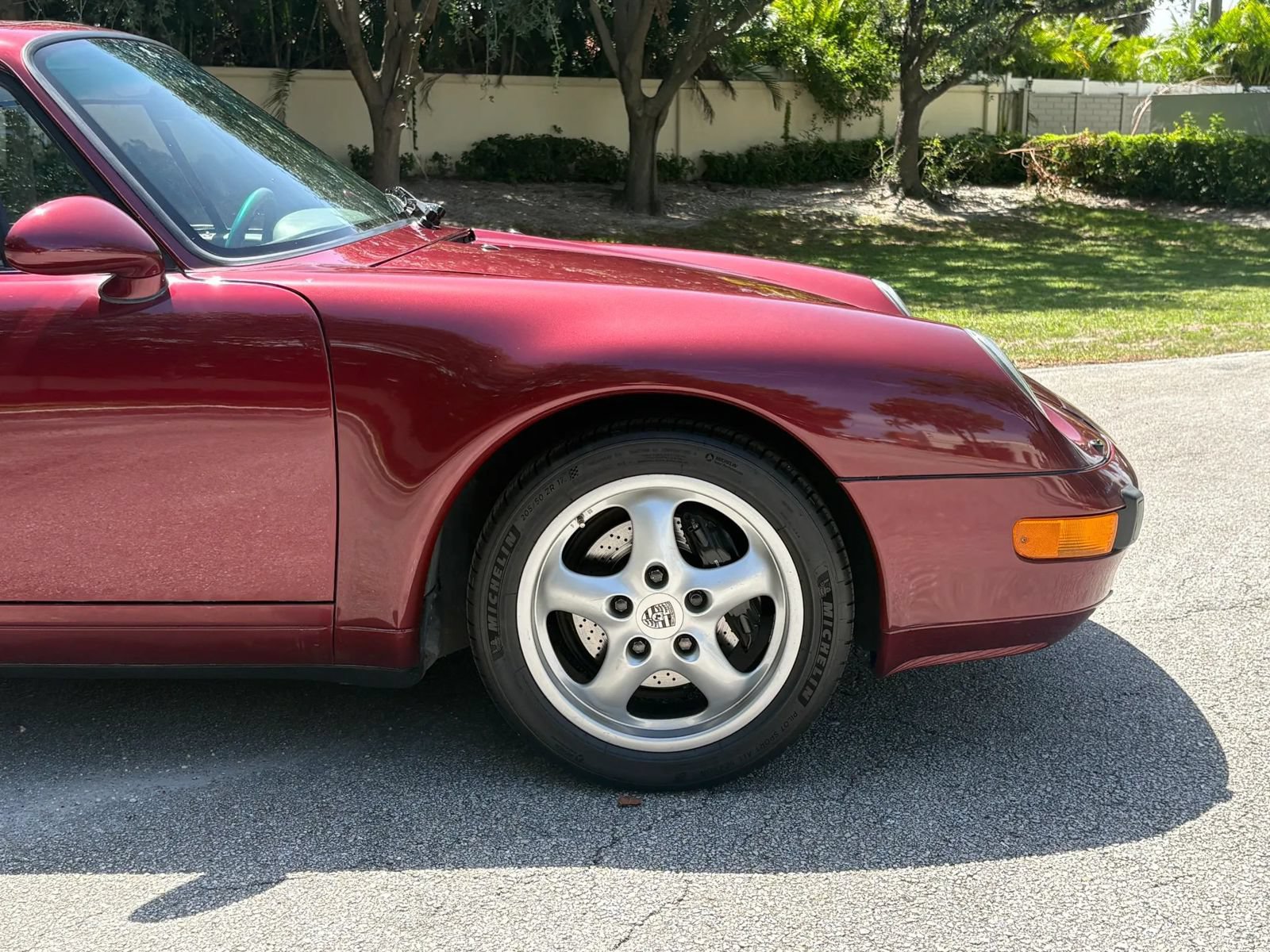 Used 1997 Porsche 911 Carrera image 9