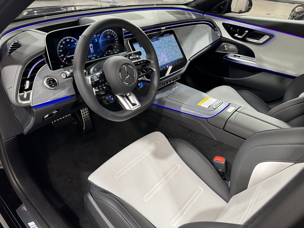 New 2026 Mercedes-Benz E 53 AMG e 4MATIC Sedan image 5