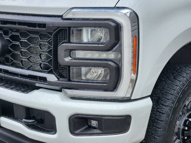 Used 2023 Ford F250 Lariat w/ Sport Appearance Package AWD/4WD image 10