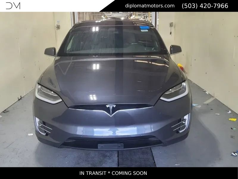 Used 2017 Tesla Model X 75D AWD/4WD image 2