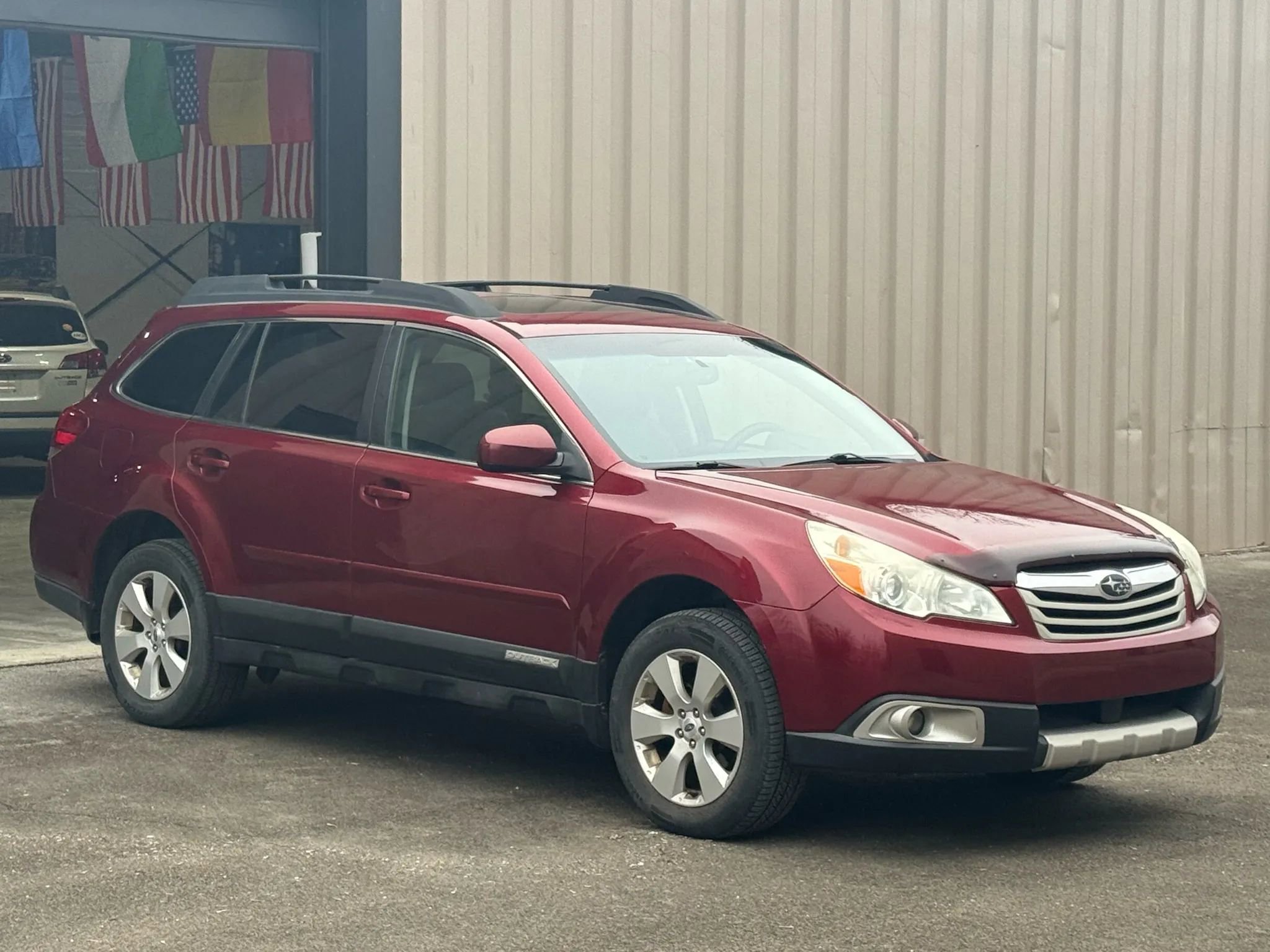 Used 2012 Subaru Outback 2.5i Limited w/ Moonroof Pkg image 1