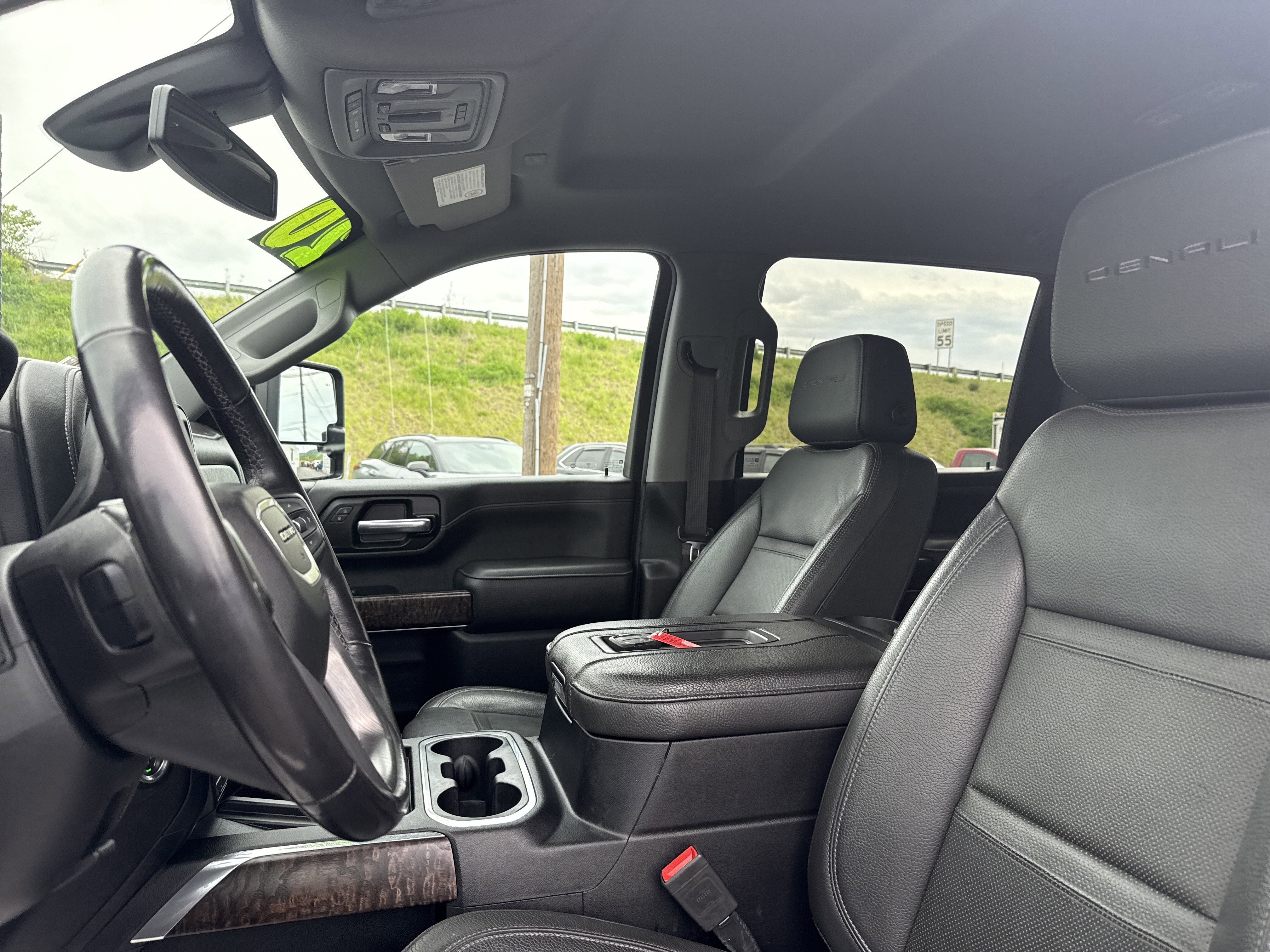 Used 2020 GMC Sierra 2500 Denali w/ Gooseneck/5TH Wheel Package AWD/4WD image 12