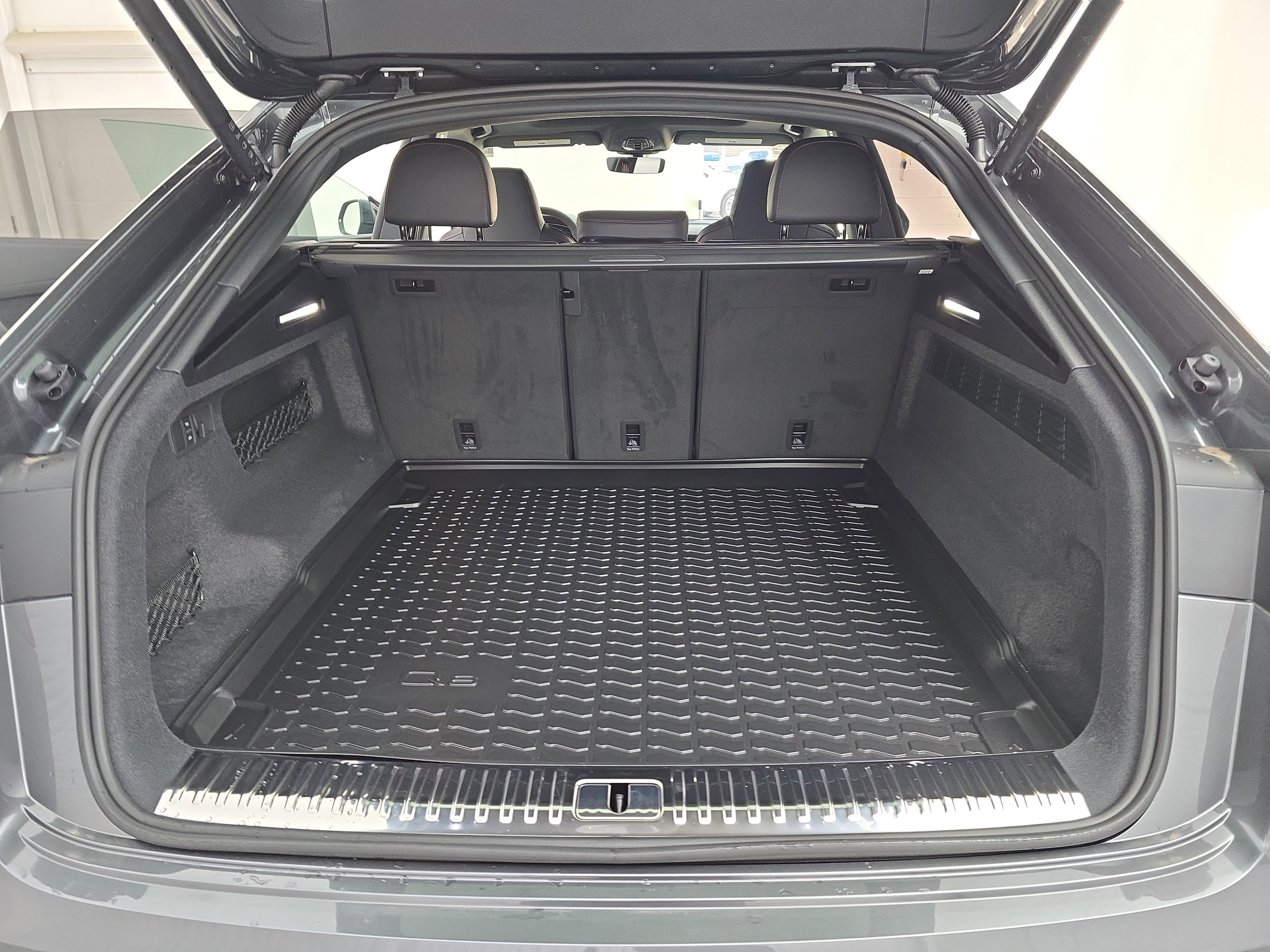 New 2026 Audi RS Q8 performance image 12