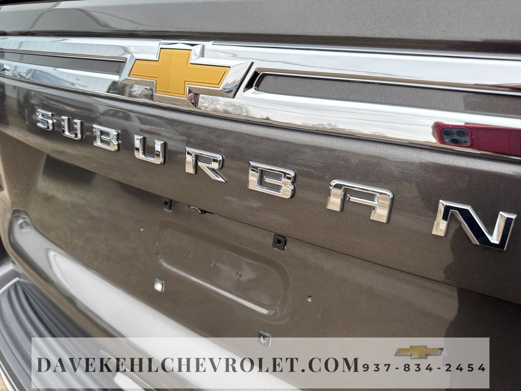 Certified 2021 Chevrolet Suburban LT w/ Luxury Package image 40