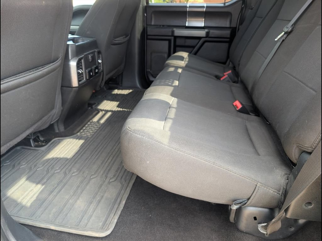 Used 2019 Ford F150 XLT w/ Equipment Group 302A Luxury AWD/4WD image 12