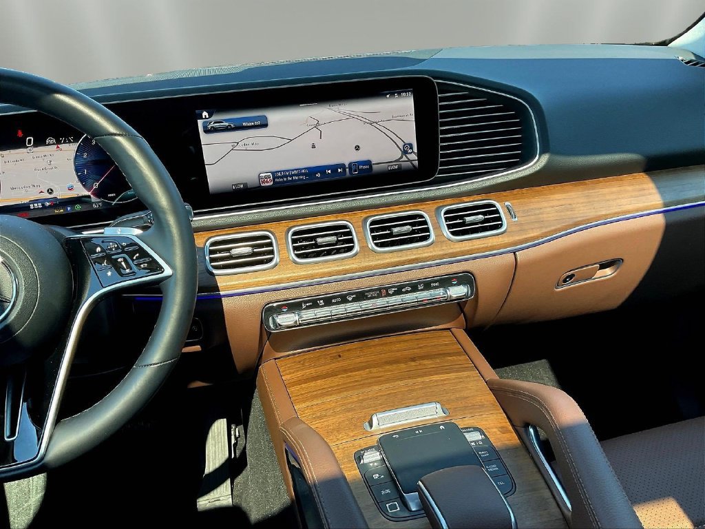 Certified 2025 Mercedes-Benz GLE 350 4MATIC image 11