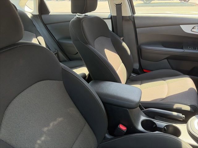 Certified 2024 Kia Forte LXS w/ LXS Technology Package FWD image 10