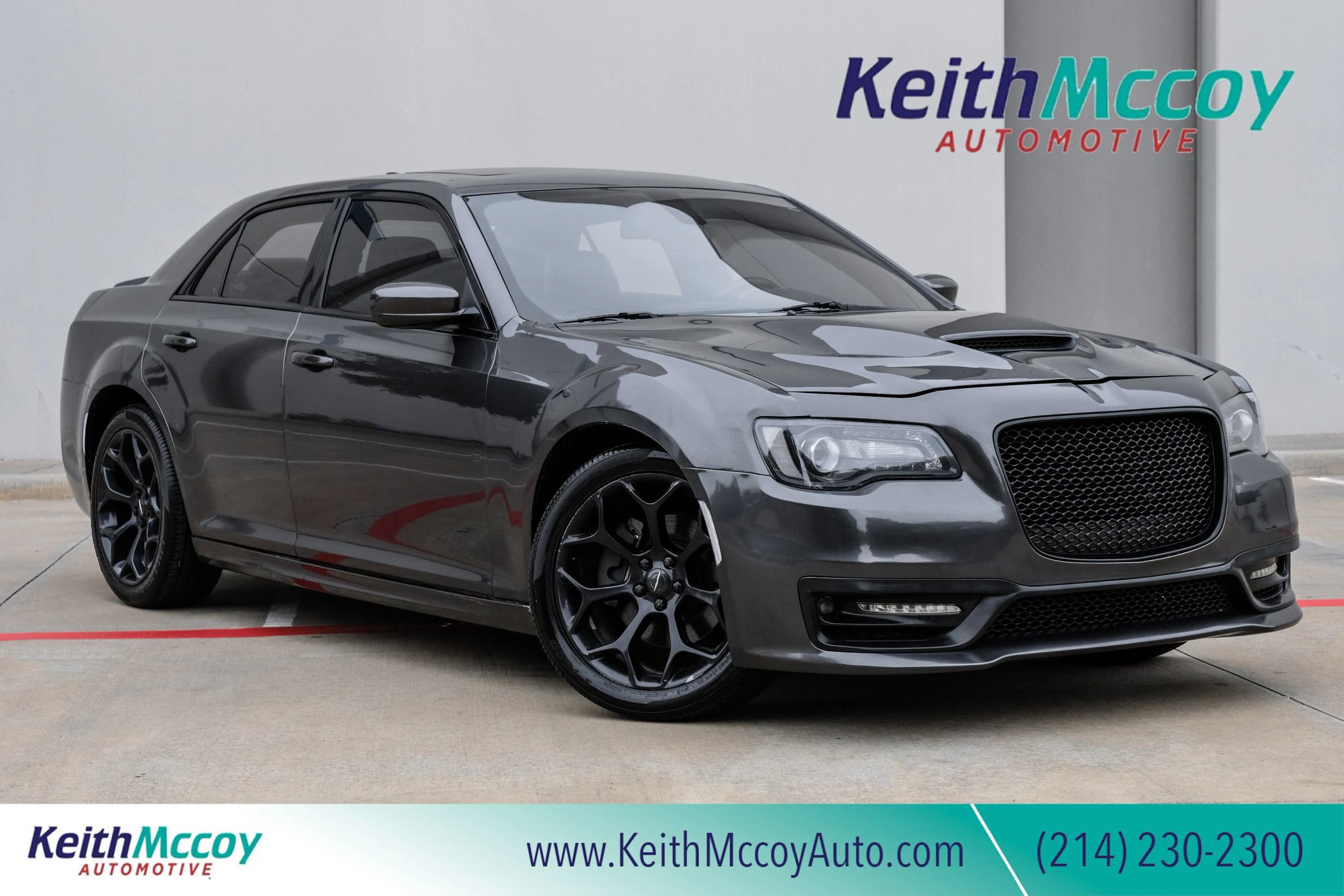 Used 2020 Chrysler 300 S RWD image 1