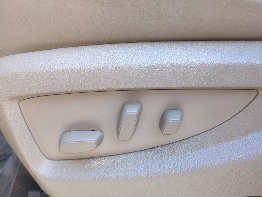 Used 2015 GMC Sierra 3500 Denali w/ Duramax Plus Package image 20