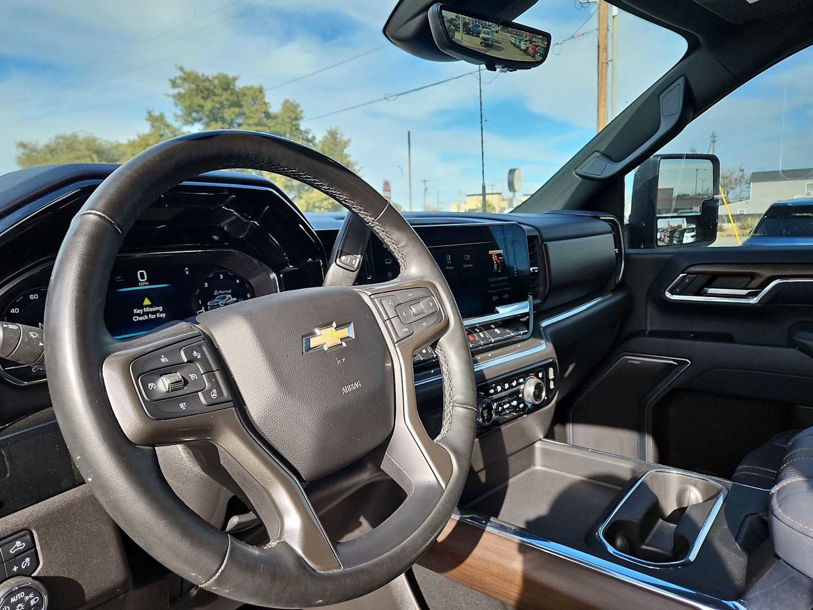 Used 2024 Chevrolet Silverado 2500 High Country w/ Technology Package image 10