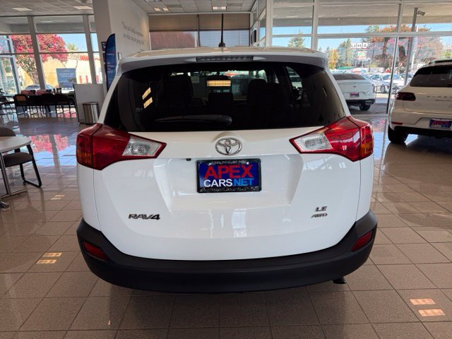 Used 2015 Toyota RAV4 LE AWD/4WD image 5