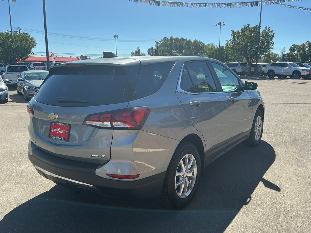 Used 2024 Chevrolet Equinox LT AWD/4WD image 5