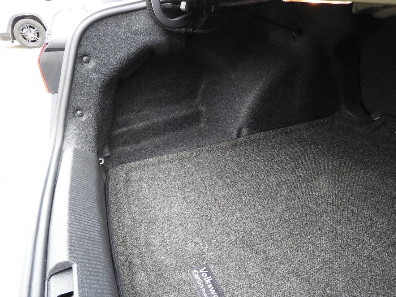 Used 2021 Volkswagen Passat 2.0T S w/ Luggage Net & Mats Package image 16