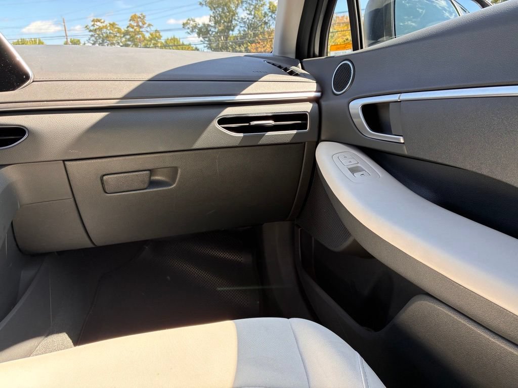 Used 2023 Hyundai Sonata SE w/ Cargo Package FWD image 38