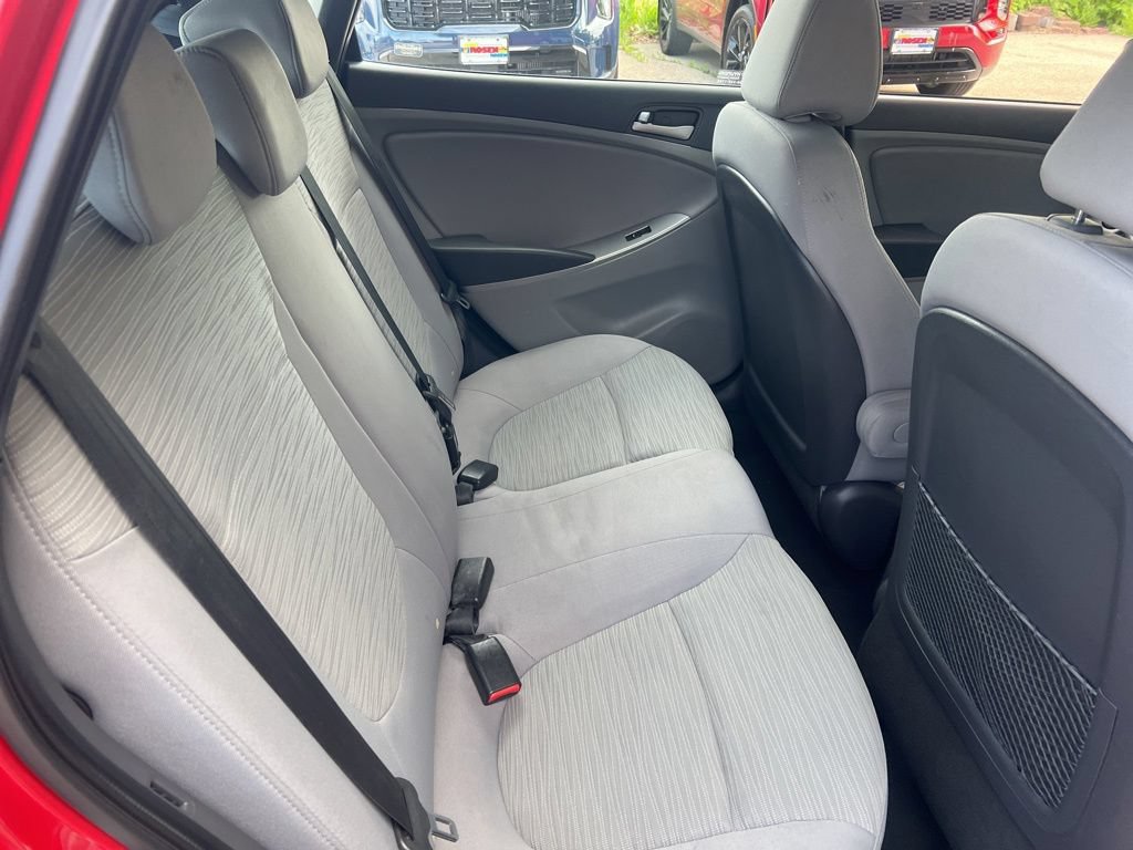 Used 2017 Hyundai Accent SE FWD image 13