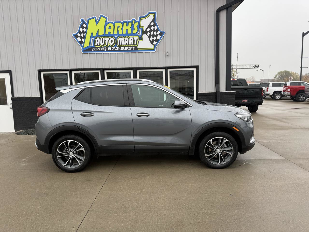 Used 2022 Buick Encore GX Select AWD/4WD image 9