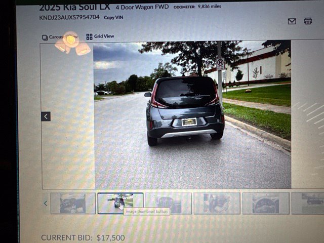 Used 2025 Kia Soul LX w/ LX Technology Package FWD image 47