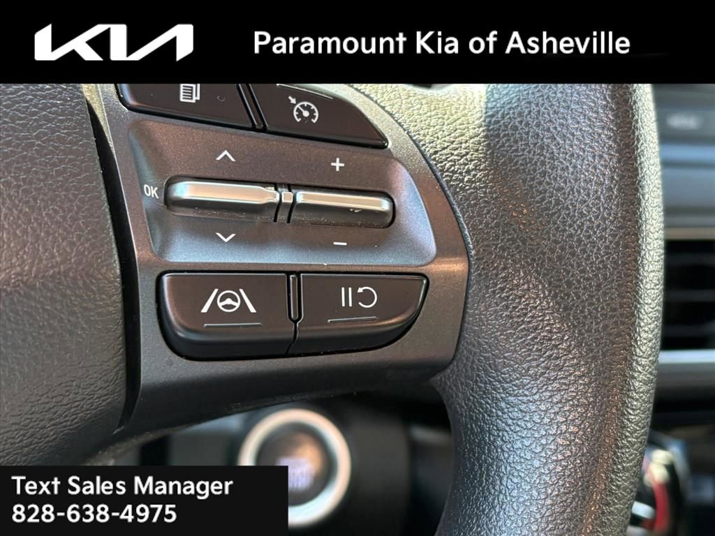 Used 2022 Hyundai Kona SEL image 25