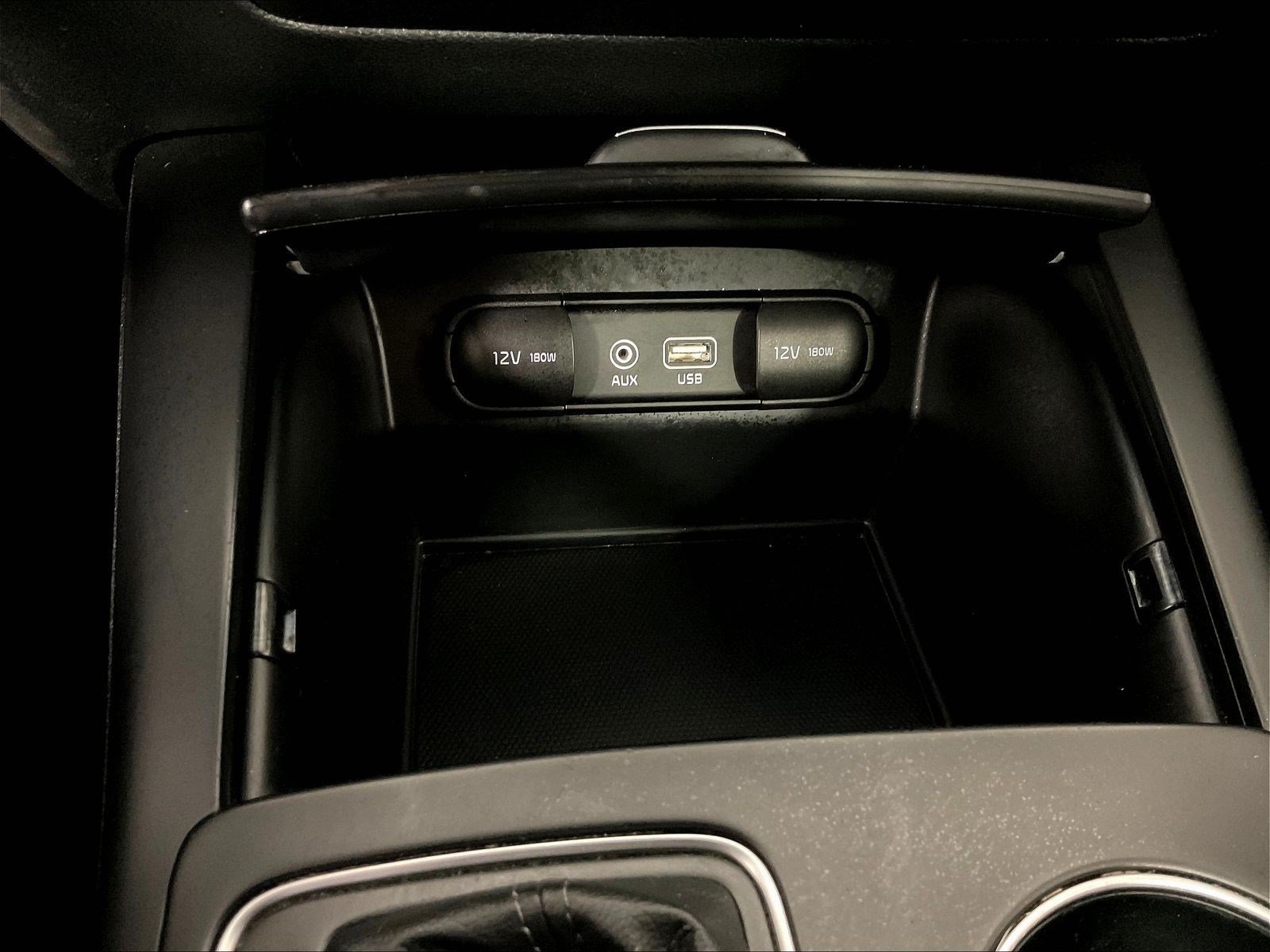 Used 2020 Kia Sorento LX FWD image 16