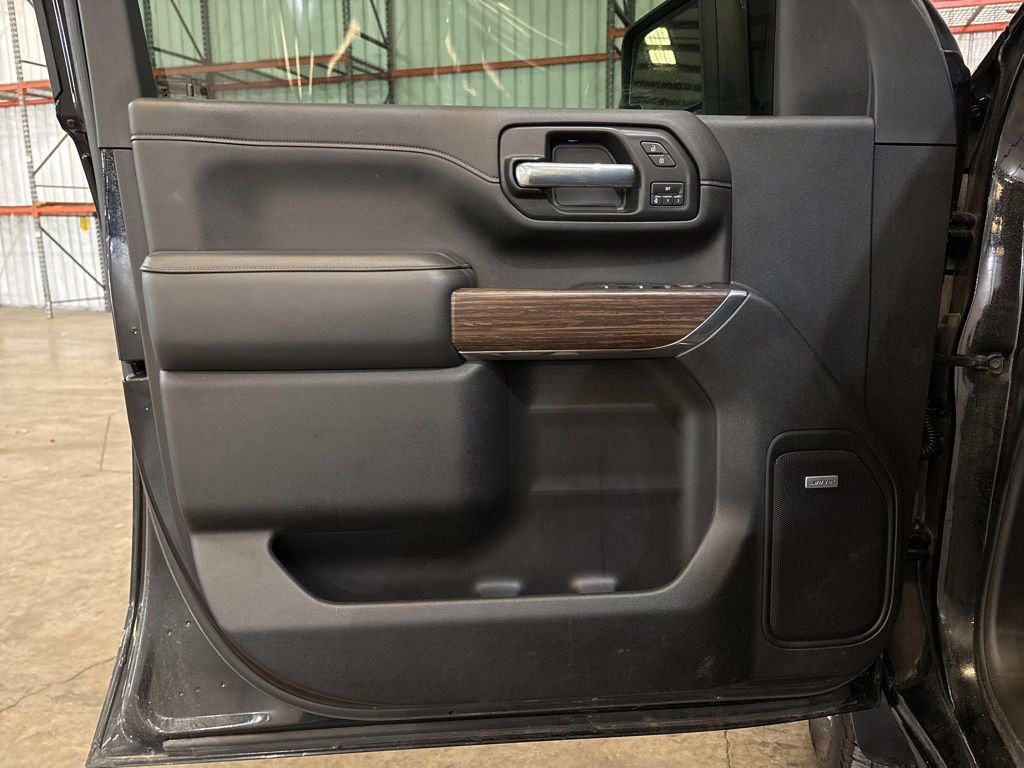 Used 2021 Chevrolet Silverado 3500 High Country image 14