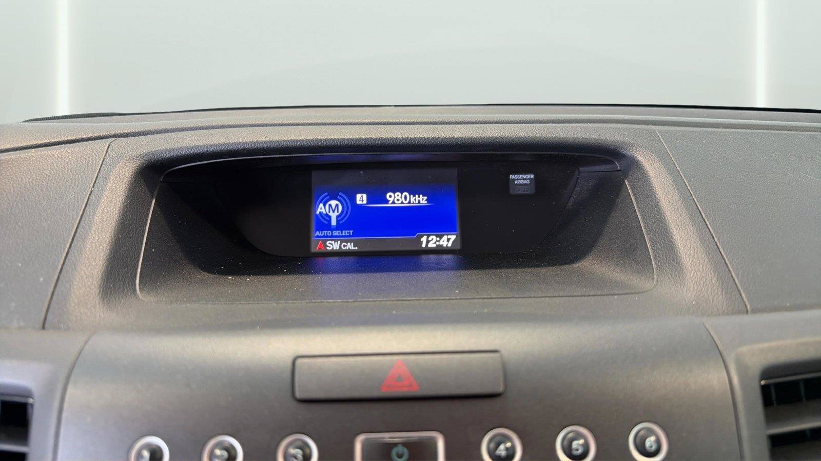 Used 2014 Honda CR-V LX image 11