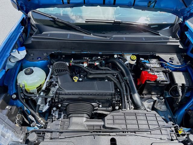 Used 2025 Ford Maverick Lobo AWD/4WD image 34