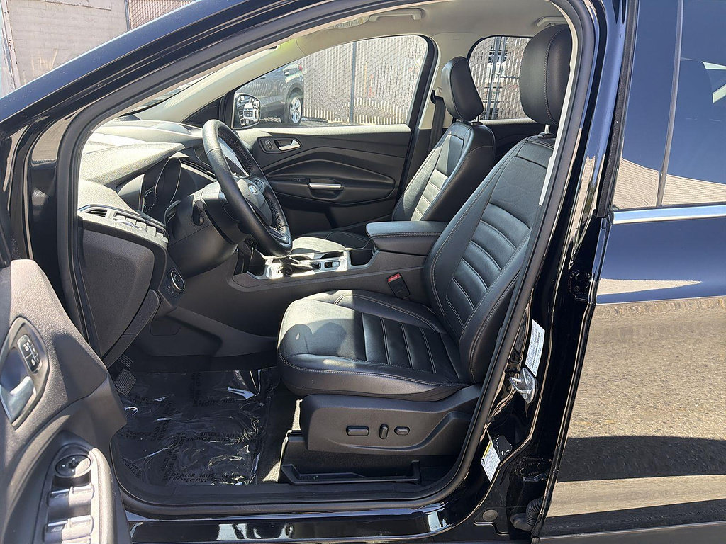 Used 2019 Ford Escape Titanium FWD image 18