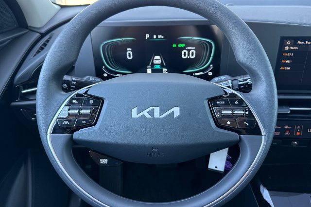 New 2026 Kia Niro LX FWD image 26