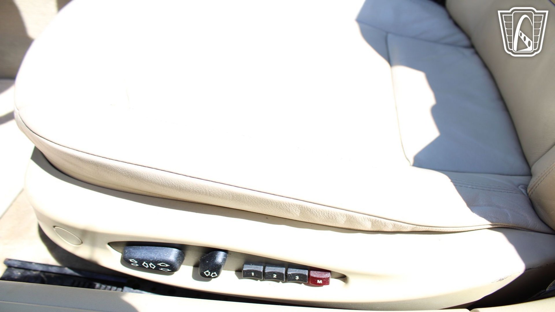 Used 2007 BMW Z4 3.0i image 38