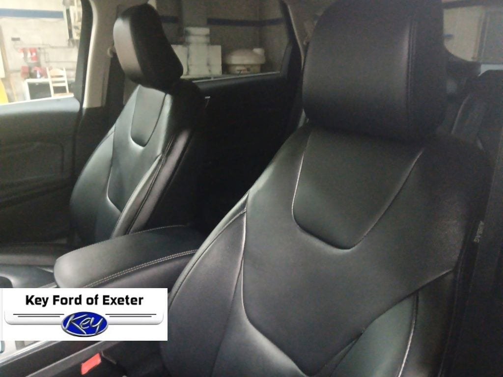 Used 2021 Ford Edge Titanium image 23