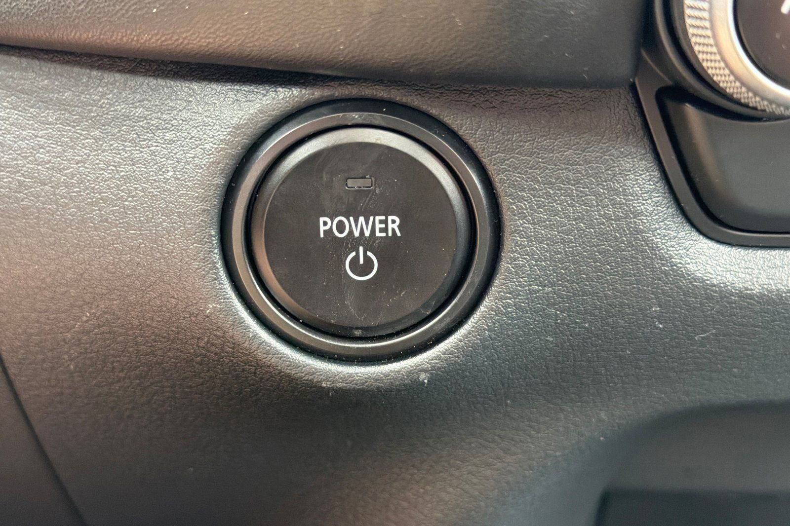 Certified 2025 MAZDA CX-50 AWD 2.5 Hybrid w/ Premium Pkg image 21
