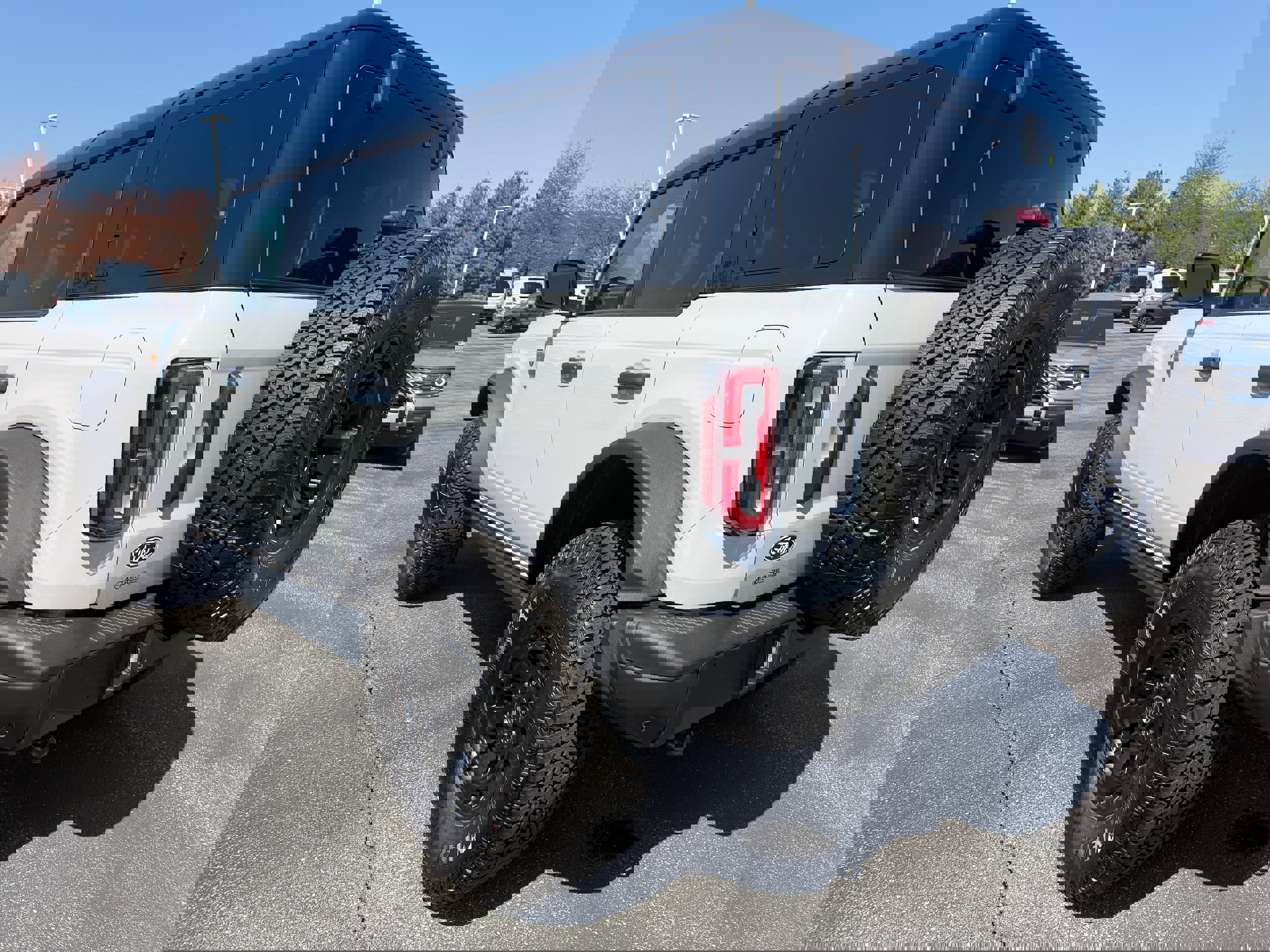 New 2026 Ford Bronco Badlands image 3