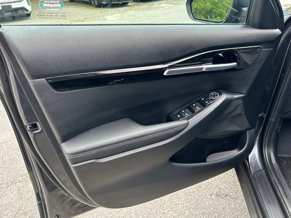 Used 2025 Kia Seltos EX w/ EX Sunroof Package image 15