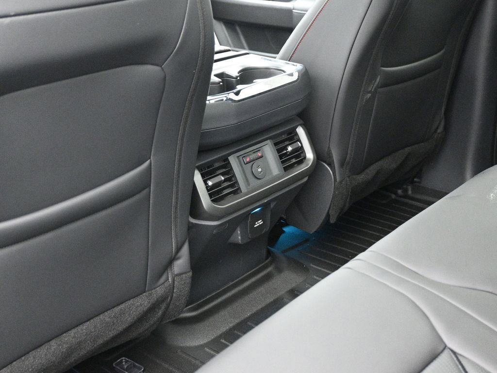 New 2025 Ford F150 Lariat w/ Equipment Group 502A High image 22