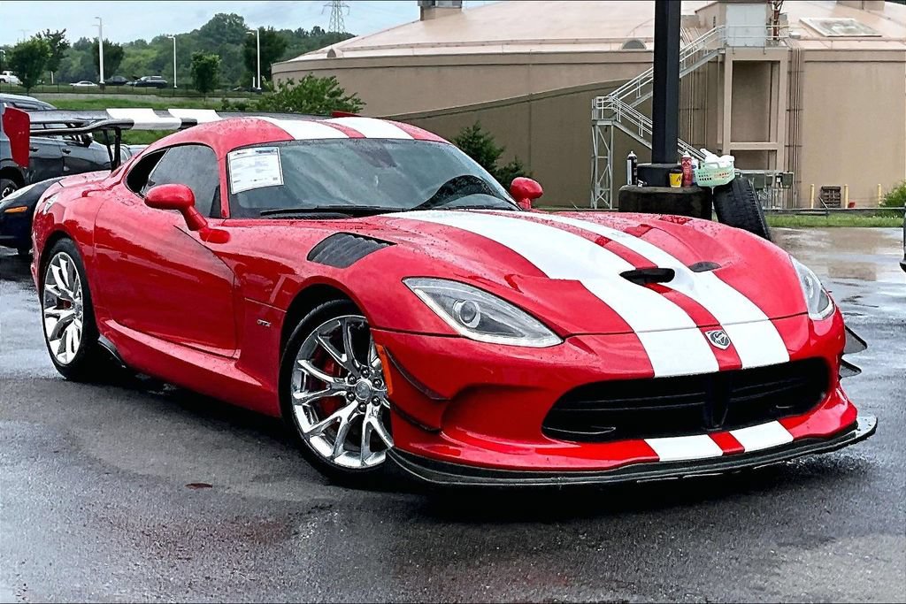 Used 2013 SRT Viper GTS RWD image 25