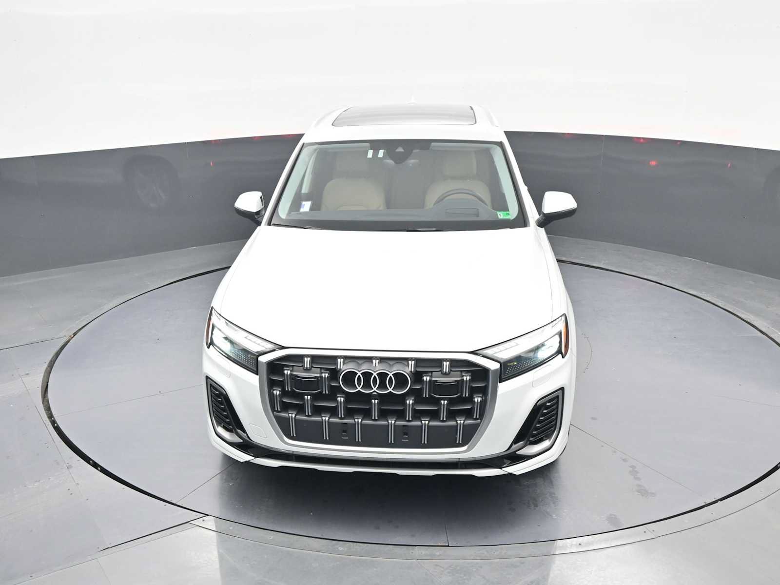 Used 2025 Audi Q7 3.0T Prestige w/ Prestige Package AWD/4WD image 27