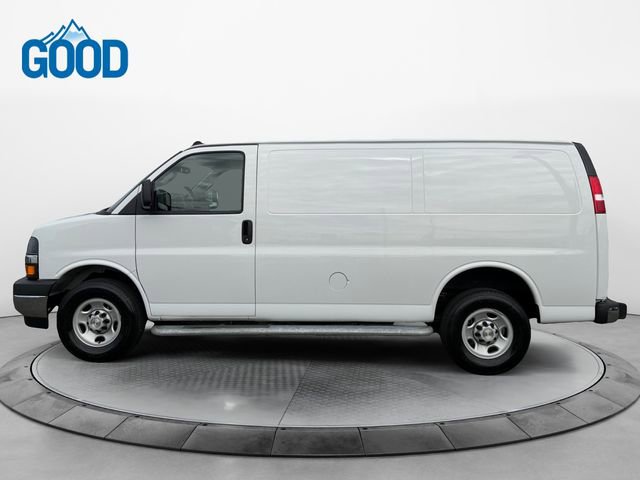 Used 2024 Chevrolet Express 2500 w/ Driver Convenience Package image 2