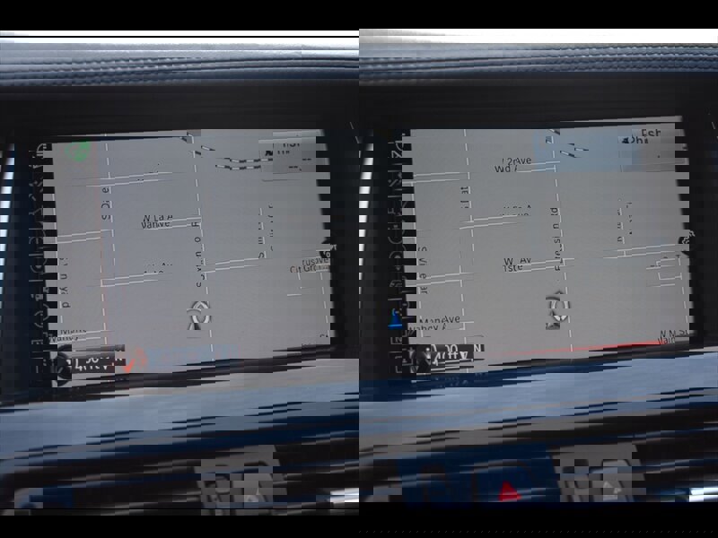 Used 2016 BMW 550i Sedan image 10