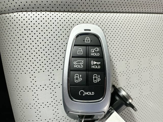 Used 2024 Hyundai Ioniq 5 Limited AWD/4WD image 16