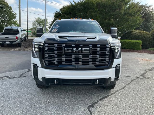 Used 2025 GMC Sierra 2500 Denali Ultimate AWD/4WD image 2