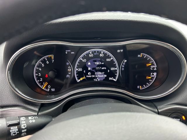 Used 2021 Jeep Grand Cherokee Limited w/ Trailer Tow Group IV image 17