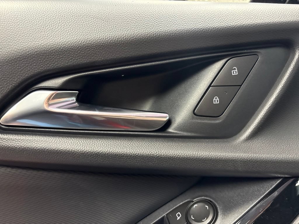 New 2026 Chevrolet Equinox LT FWD image 23