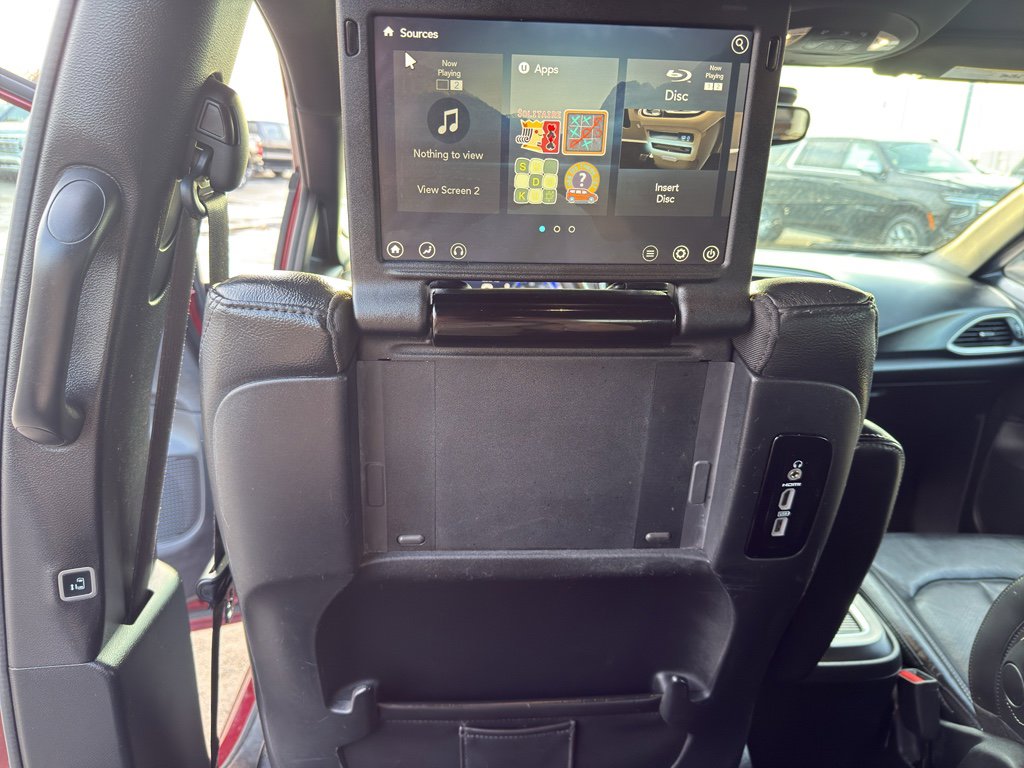 Used 2020 Chrysler Pacifica Touring-L Plus w/ Advanced Safetytec Group image 31