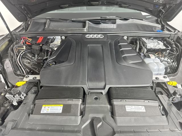 Used 2023 Audi Q7 2.0T Premium Plus w/ Premium Plus Package image 29