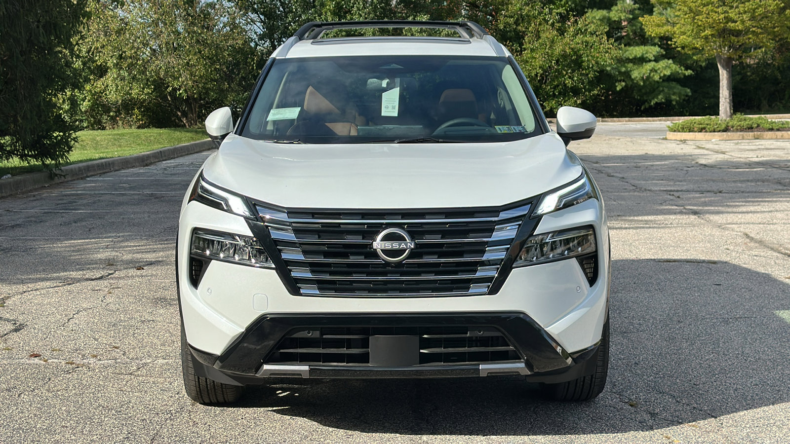 New 2026 Nissan Rogue Platinum image 4