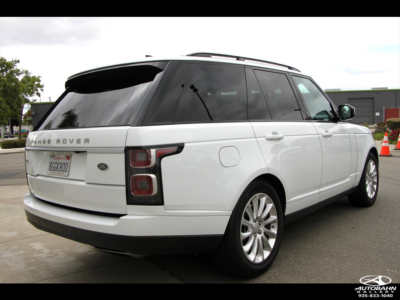 Used 2019 Land Rover Range Rover HSE AWD/4WD image 9