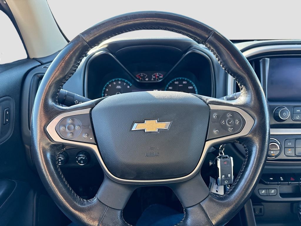 Used 2022 Chevrolet Colorado Z71 AWD/4WD image 11