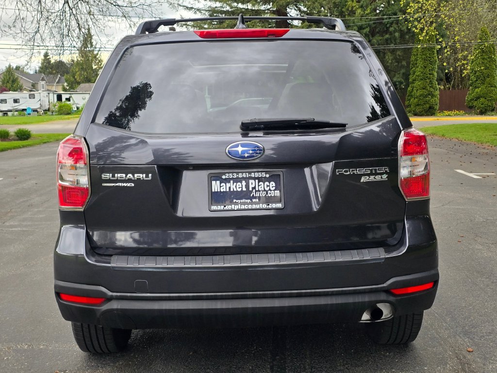 Used 2016 Subaru Forester 2.5i Premium w/ All-Weather Package AWD/4WD image 5
