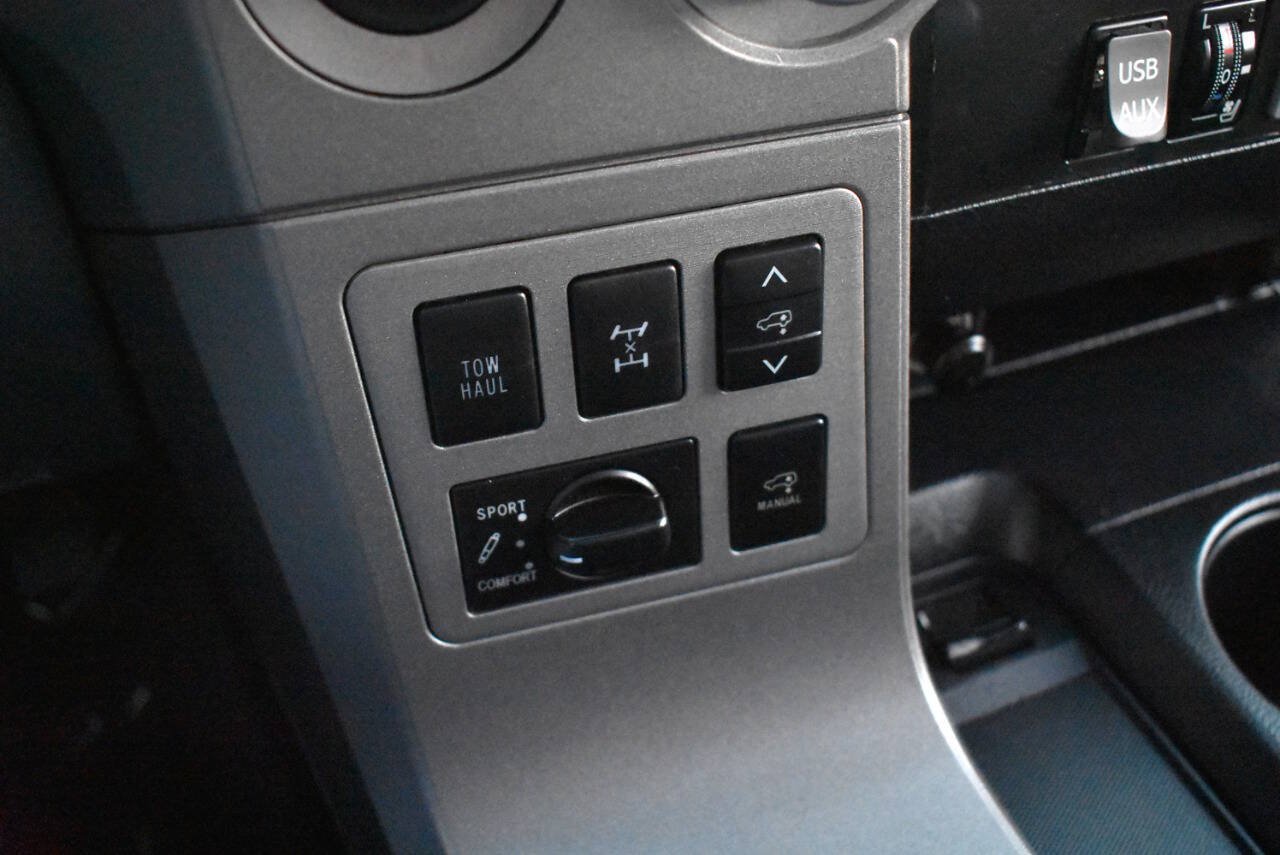 Used 2013 Toyota Sequoia Platinum AWD/4WD image 82
